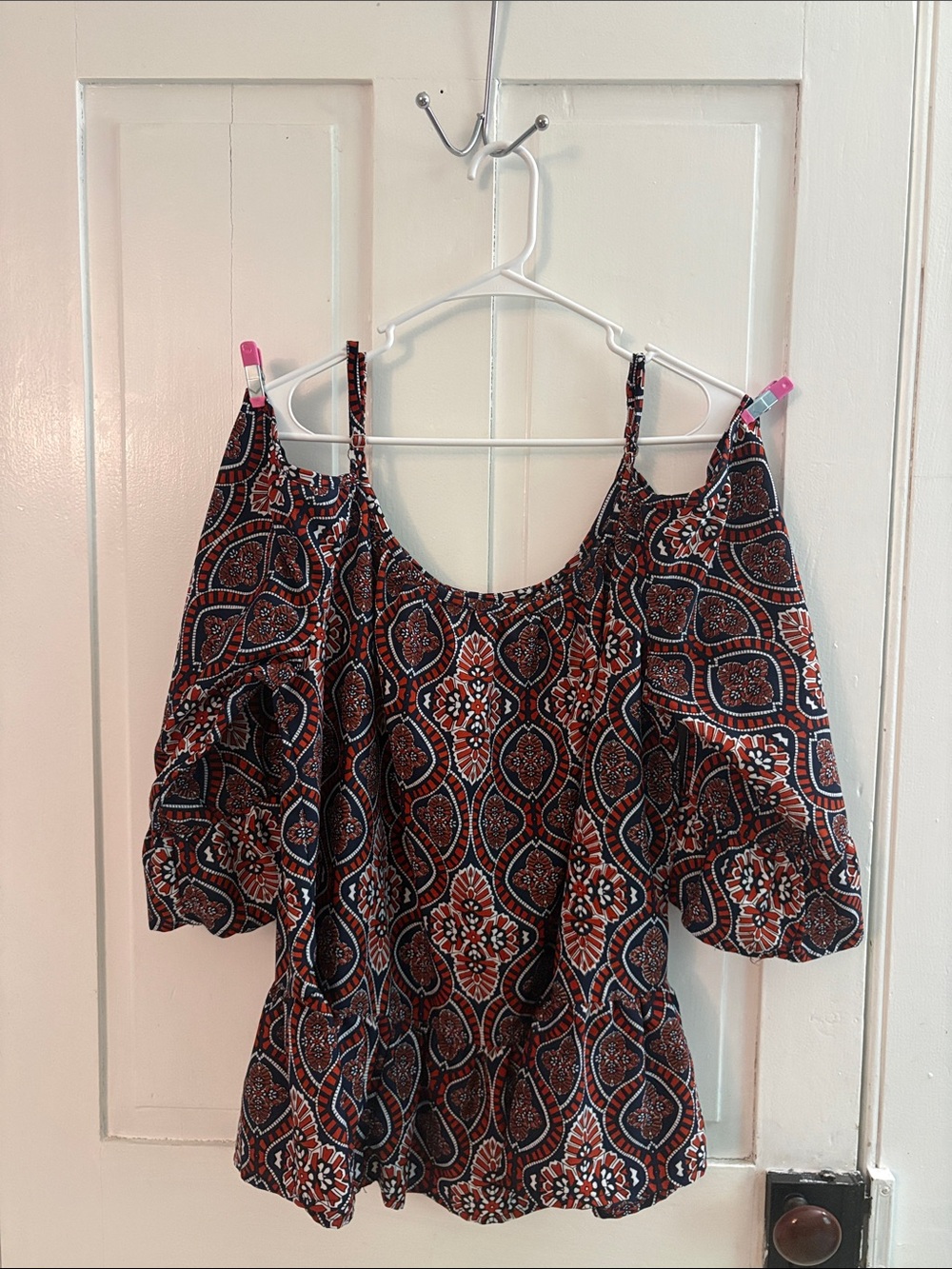 Cold-Shoulder Printed Blouse in Rust and Navy
